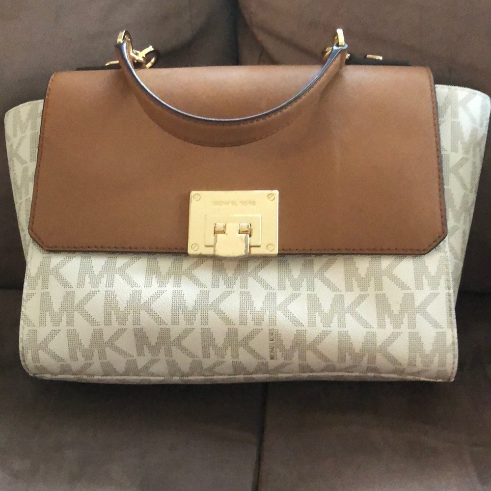 Michael Kors purse